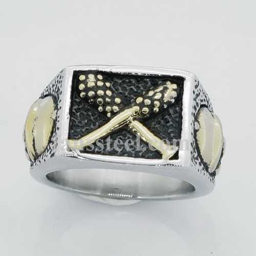 FSR14W54 skull rectangle cross maces ring